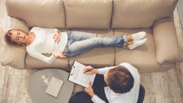 psychiatre psychologue métier femme profession