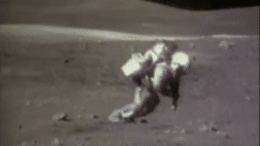 chute astronaute Lune