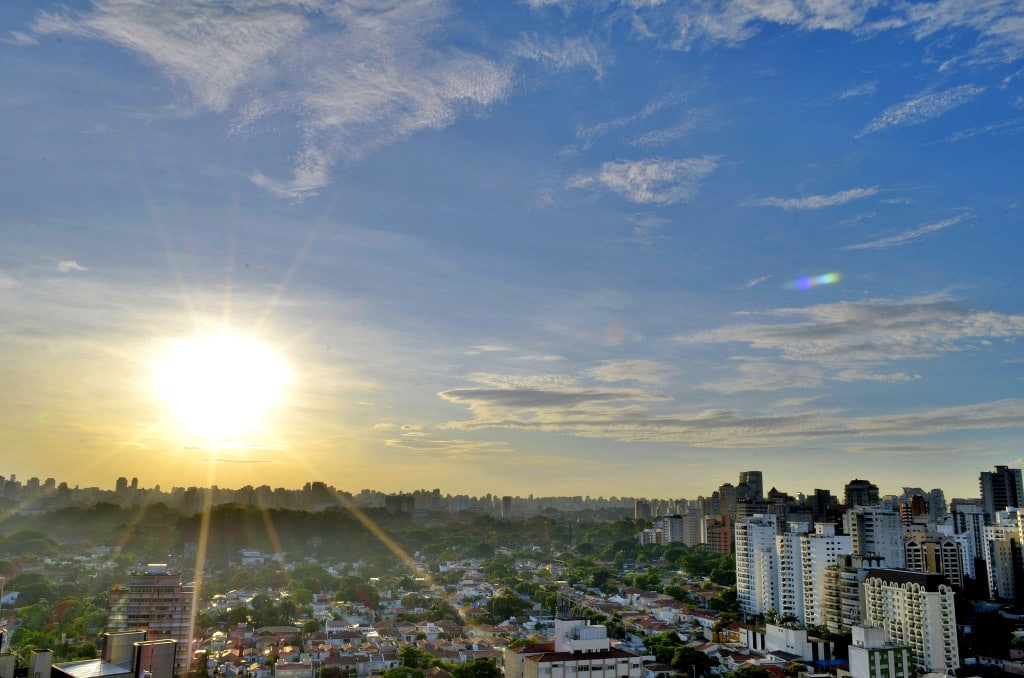 Ville soleil canicule