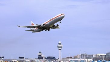 avion aéroport décollage
