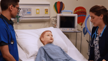 robot patient enfant