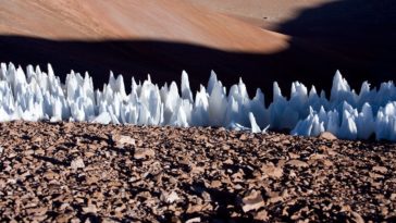 Europe Europa Jupiter glace Clipper NASA ESA