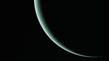 Uranus planète Voyager 2