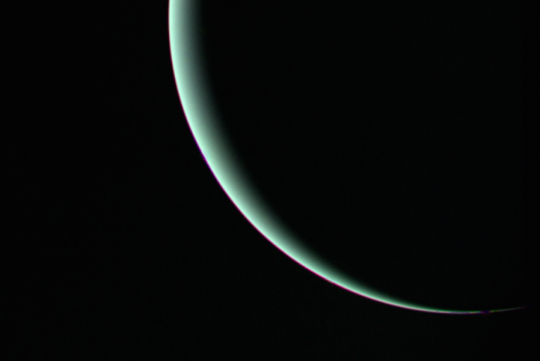 Uranus planète Voyager 2