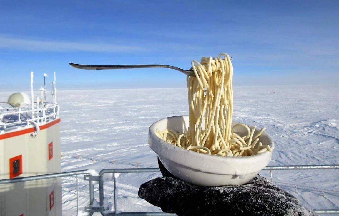 nouilles instantanées gelées