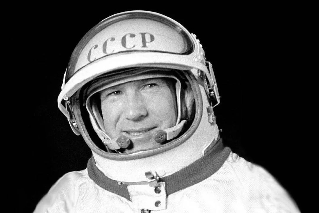 leonov