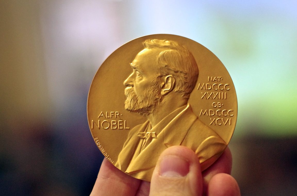 prix nobel médaille