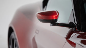 rétroviseur aston martin