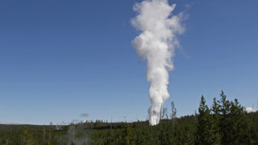 Steamboat Geyser