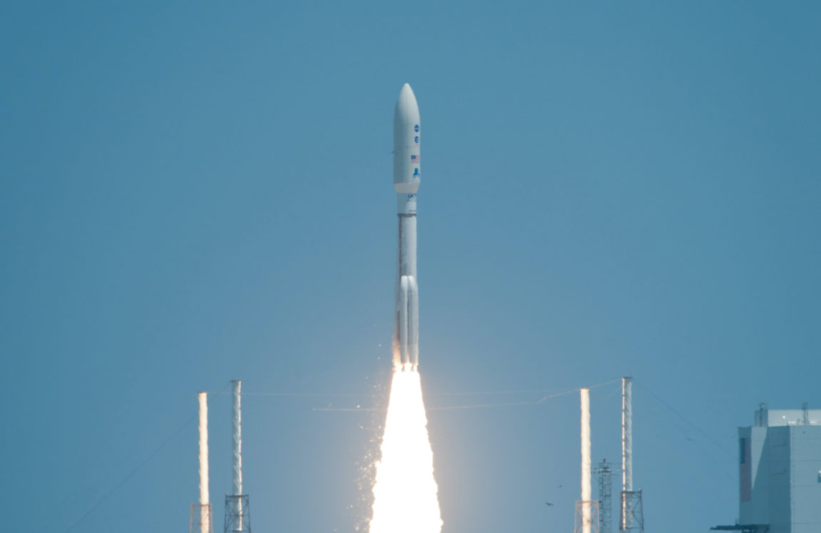 amazon atlas V fusée