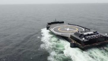 spacex elon musk barge de récupération