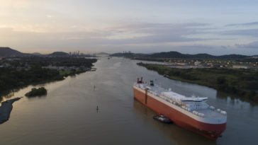 navire cargo canal panama