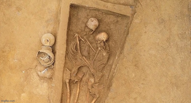 amants enterrés ensemble