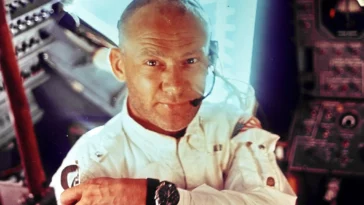 buzz aldrin