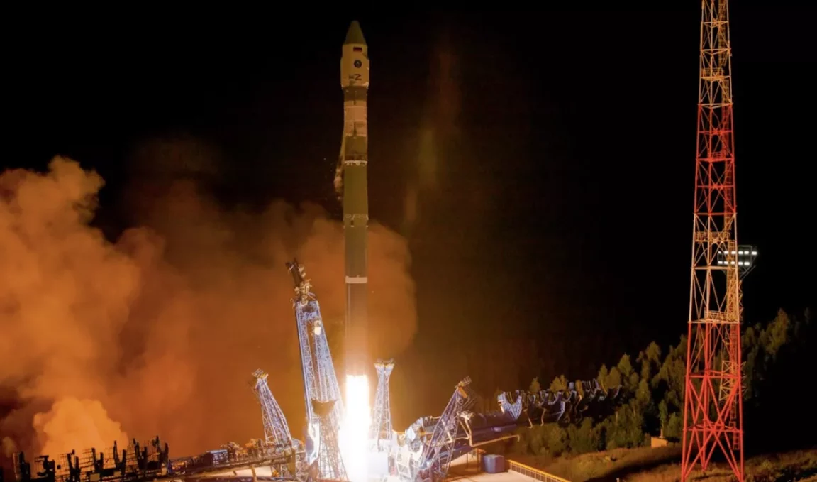 russie satellites espion