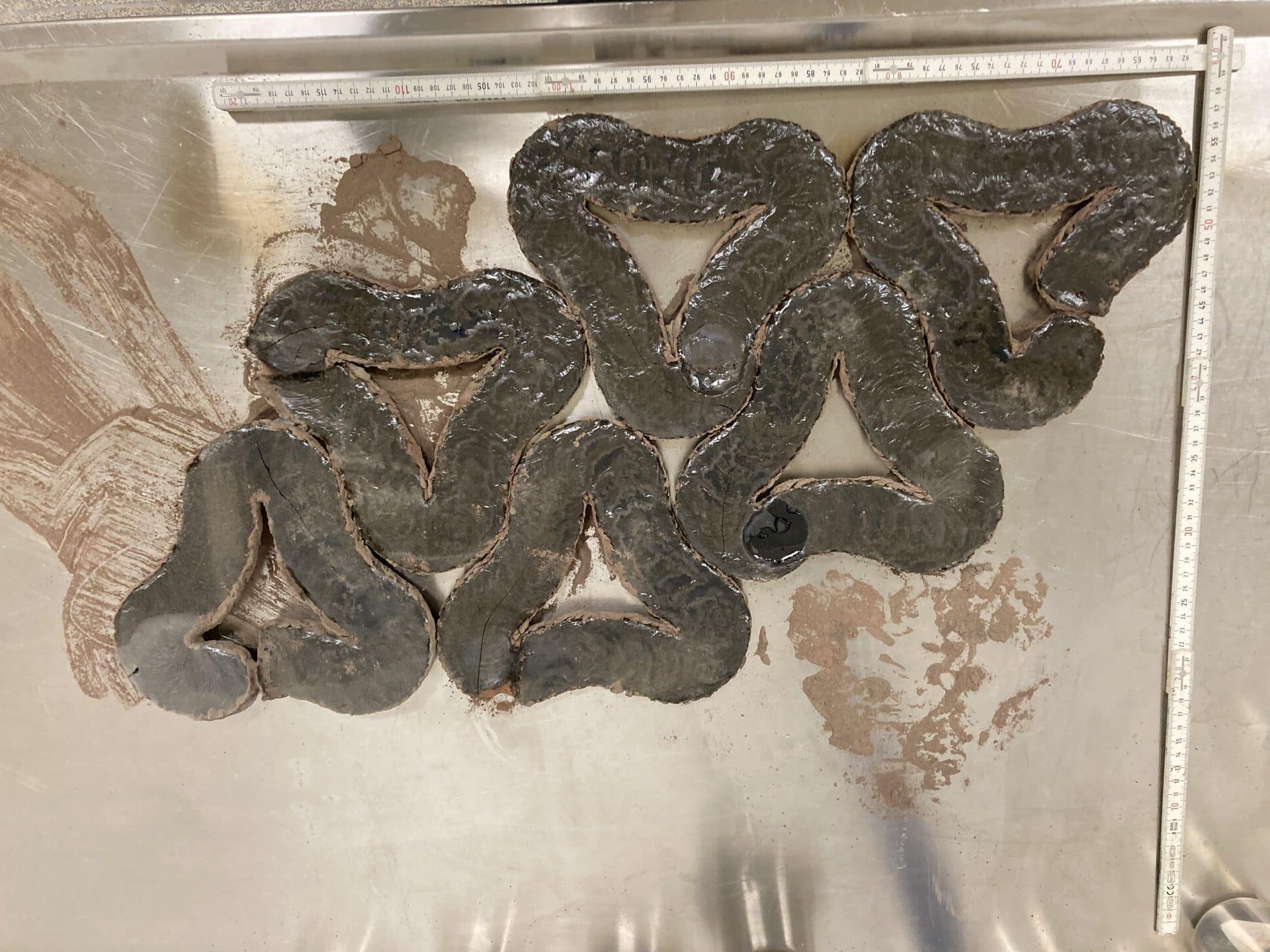 routes lUNE pavés poussière