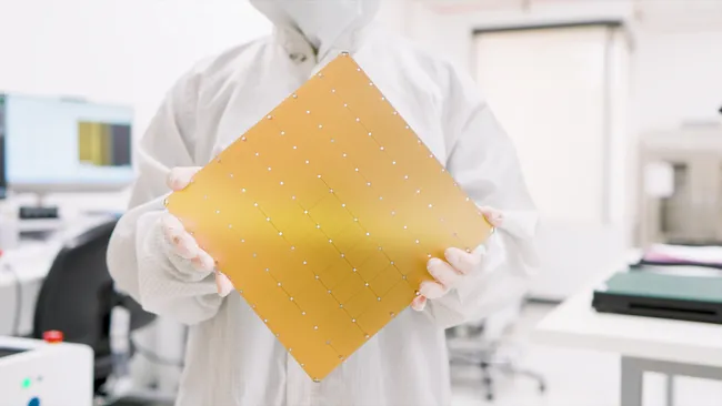 La plus grande puce informatique au monde, WSE-3,