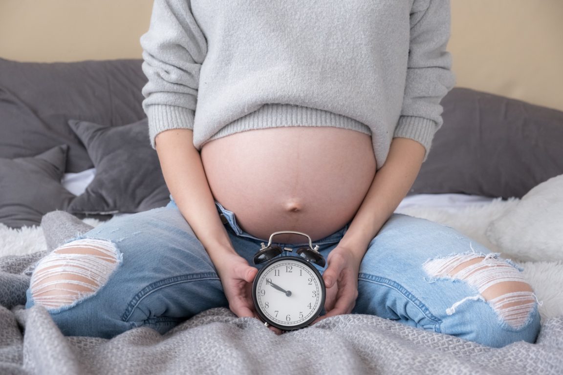 Femme enceinte grossesse accouchement âge biologique