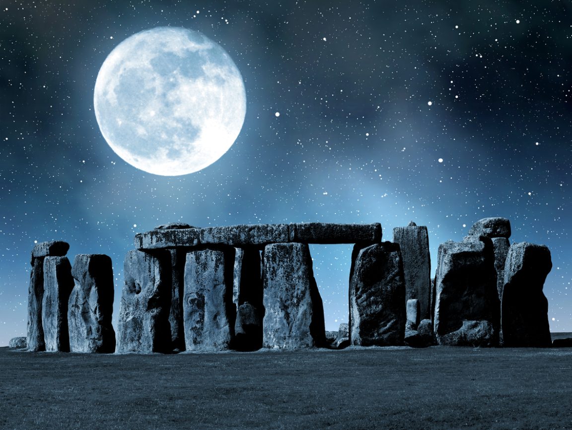 Stonehenge Lune nuit