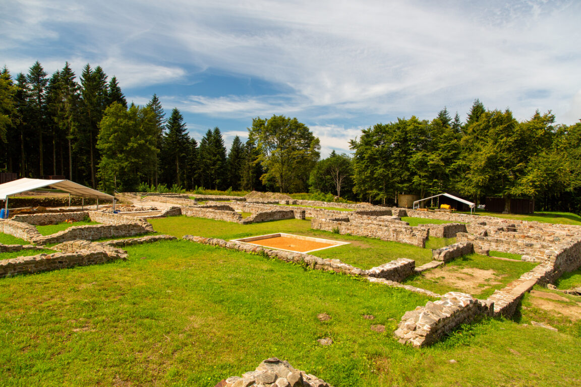 site arch&eacute;ologique de Bibracte Morvan capitale celte