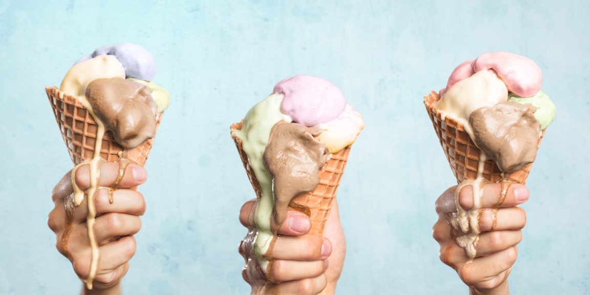 crème glacée qui fond dessert glace qui coule
