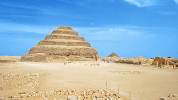 pyramide de Djéser.