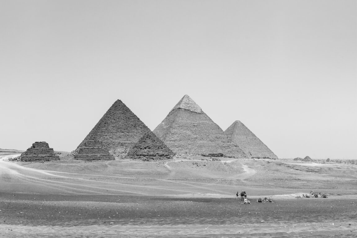 pyramides Egypte photo ancienne &eacute;gyptologie