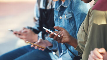 addiction smartphone jeunes téléphone portable