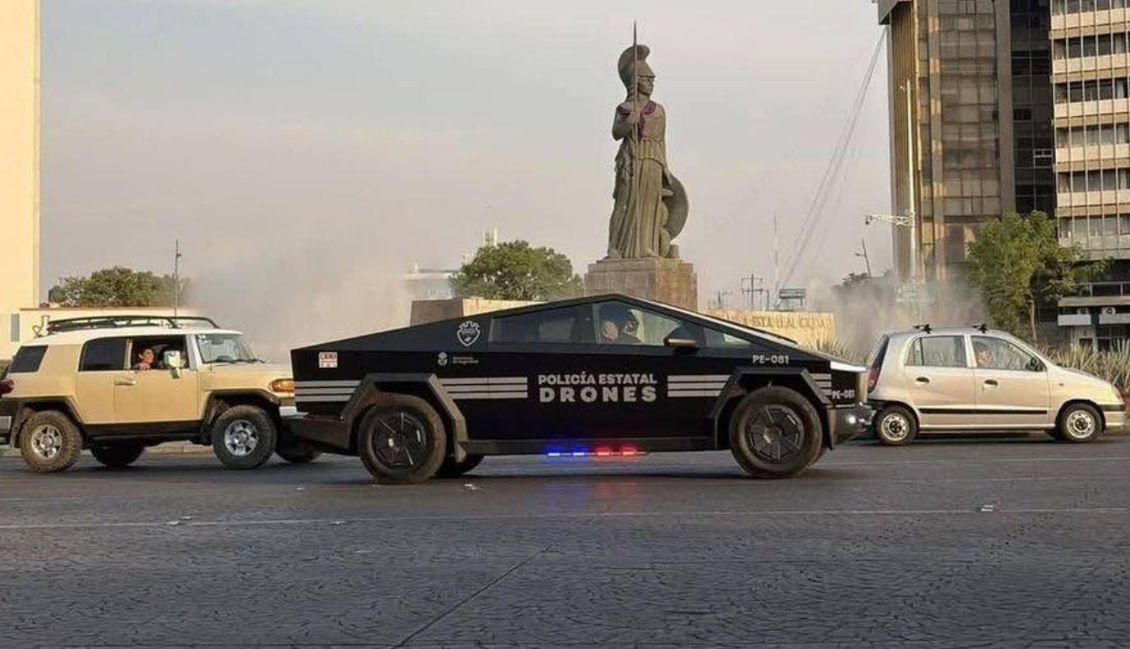 cybertruck Mexique police cartel