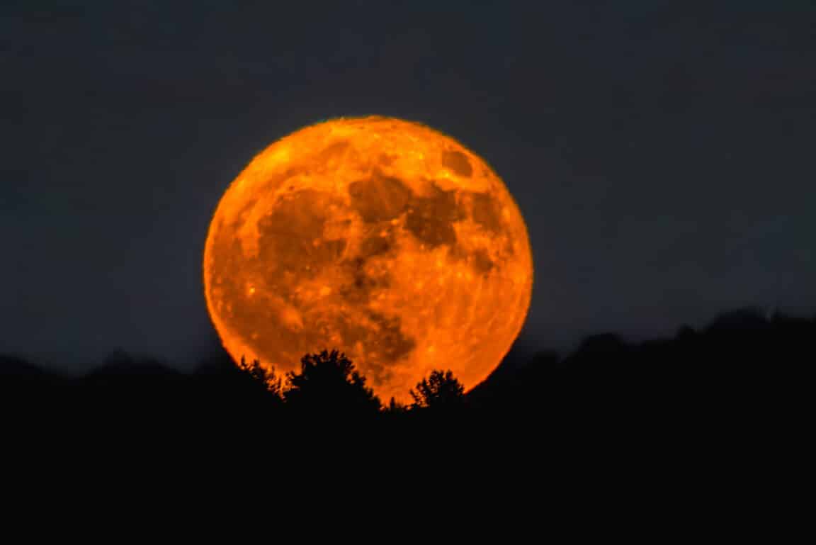 Lune éclipse lunaire lune de sang