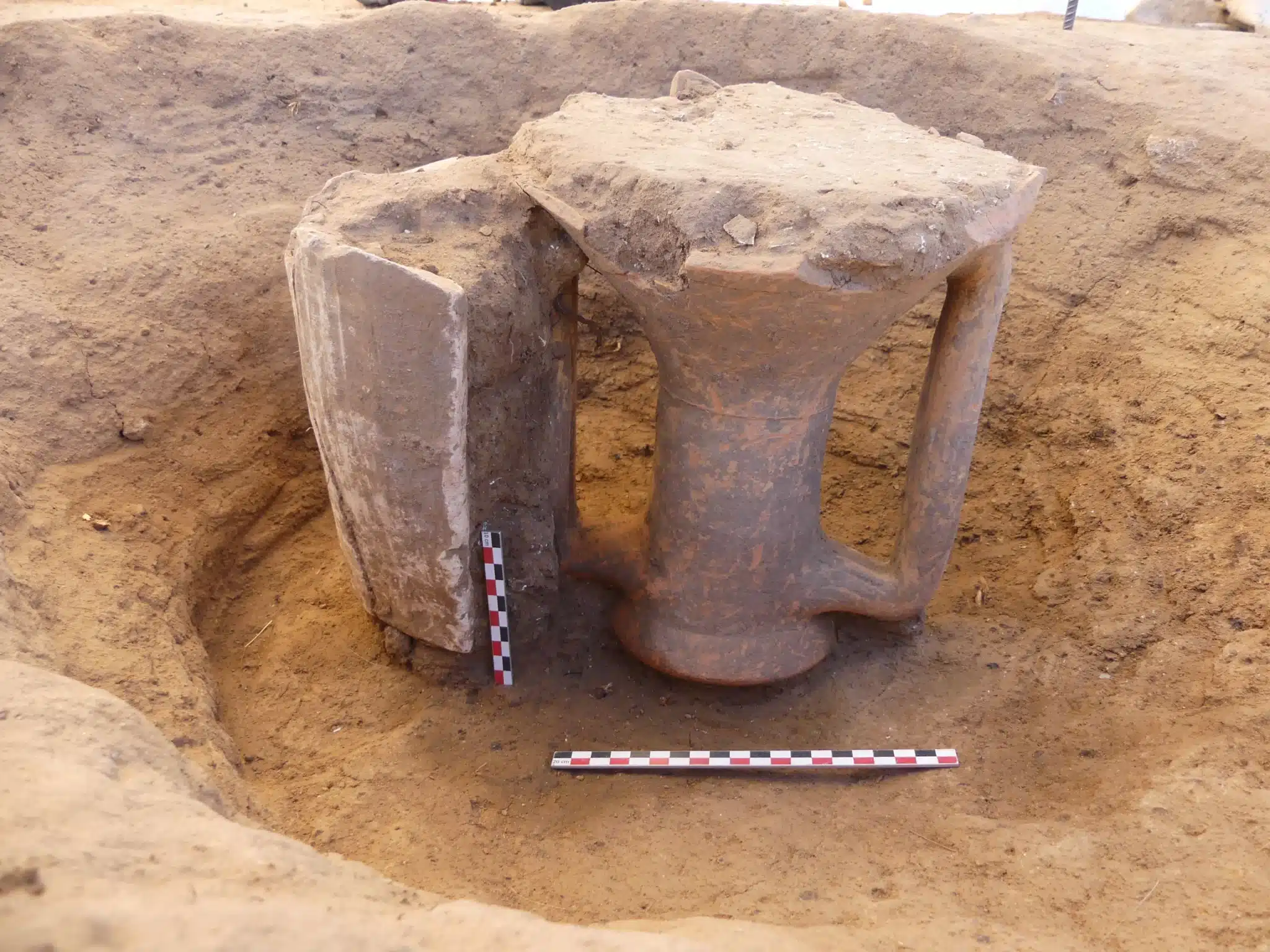 Découverte majeure en France : voici comment les Romains « nourrissaient » leurs morts depuis la surface »